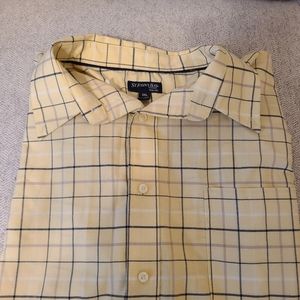 Short sleeve dress shirt.